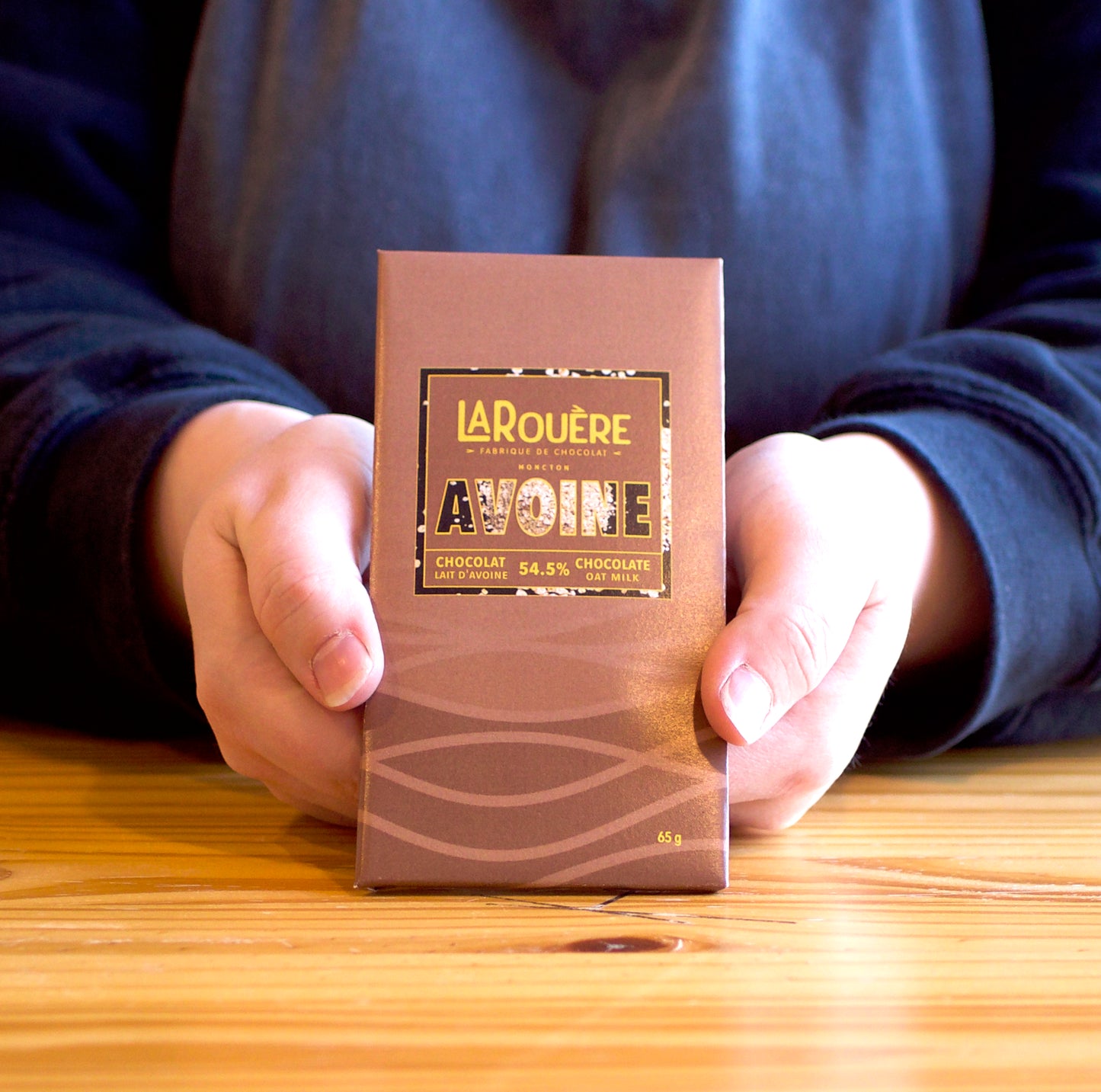 Avoine — Chocolat Lait Foncée / Dark Milk Chocolate 54,5%