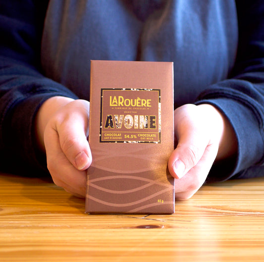 Avoine — Chocolat Lait Foncée / Dark Milk Chocolate 54,5%